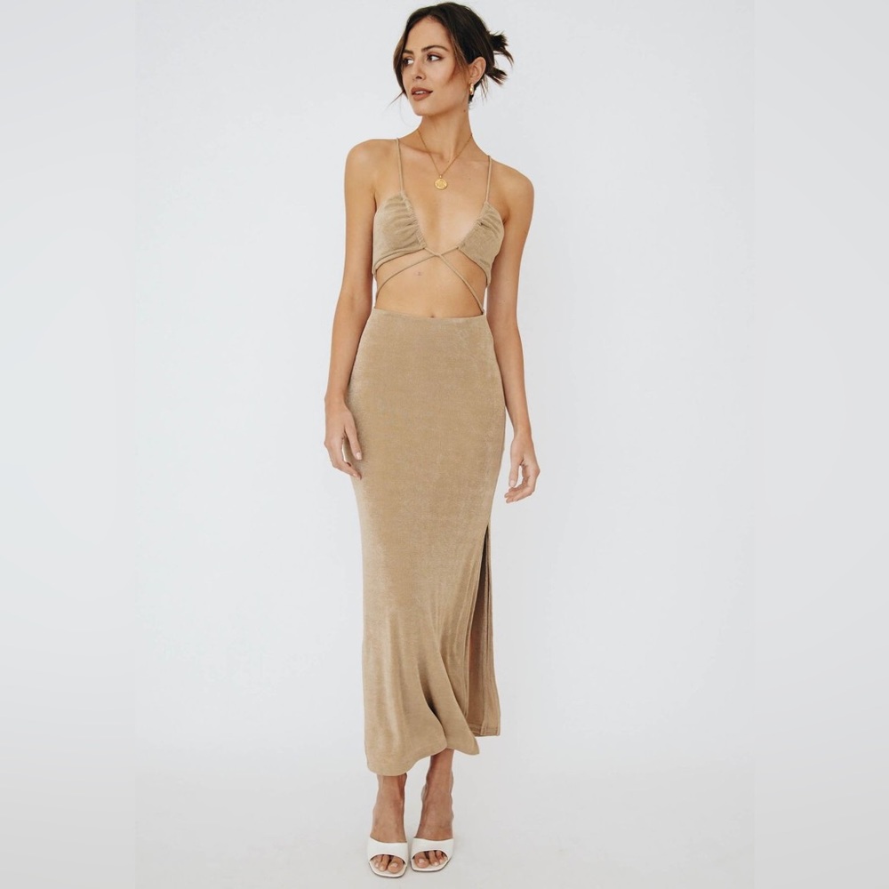 Verge girl cosmos in New York midi dress size AUS 8 // US Small // SOLD OUT!